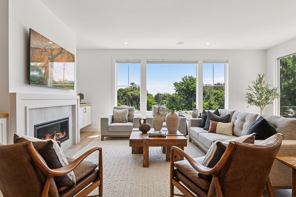 5650 Buffington Ln, Excelsior, MN 55331 - photo 1