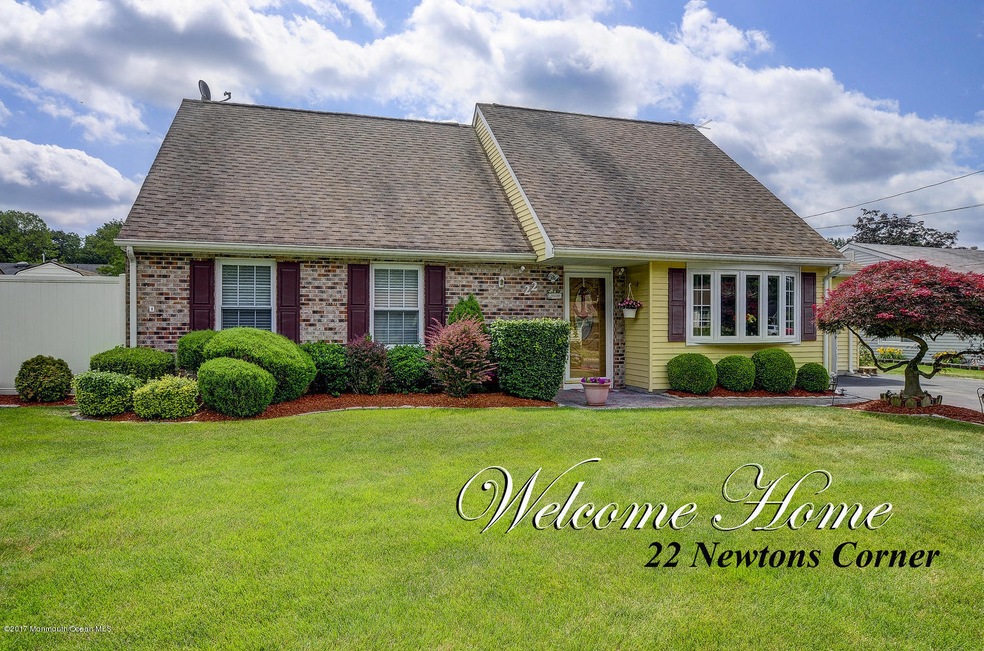 22 Newtons Corner Howell NJ-large-001-32