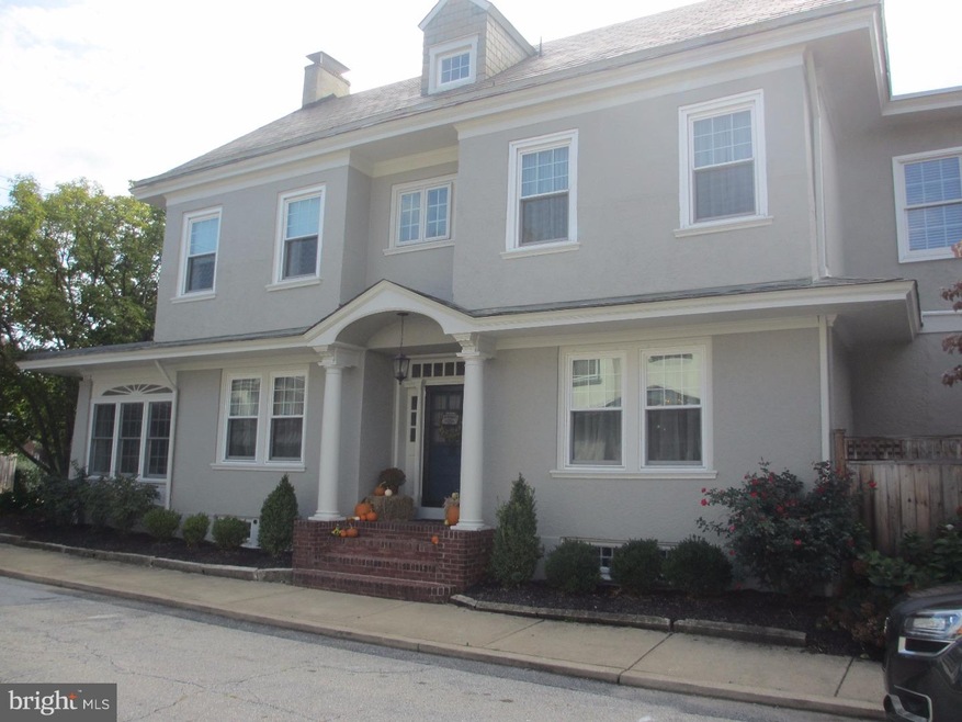 702 W 23rd St, Wilmington, DE 19802 - photo 1