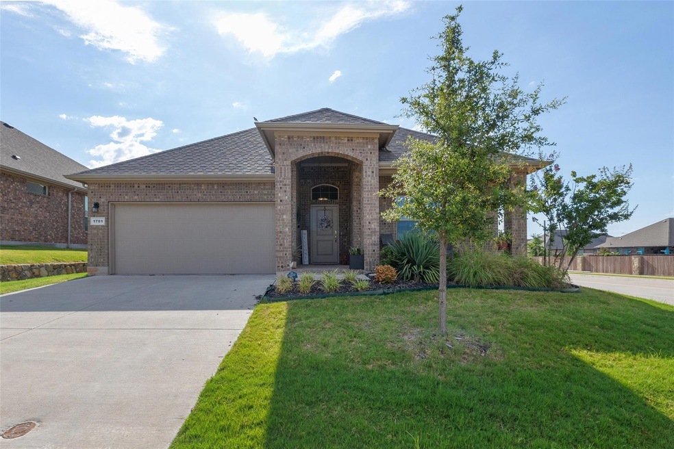 1701 Damascus Ct, Granbury, TX 76049 - photo 1
