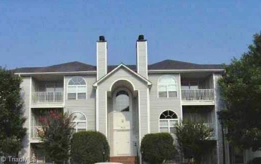 700 Building