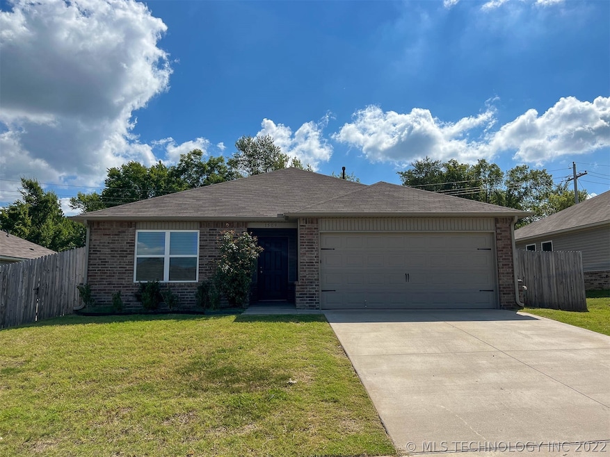 1509 S 31st St, Broken Arrow, OK 74014 - photo 1
