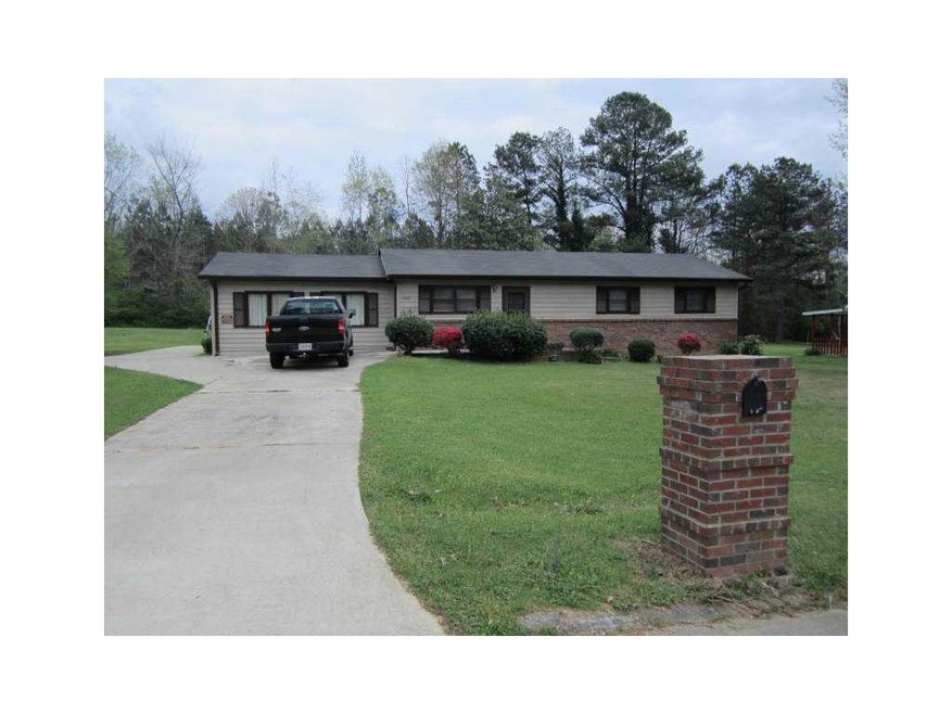 Exterior Front. Just move right into this great ra