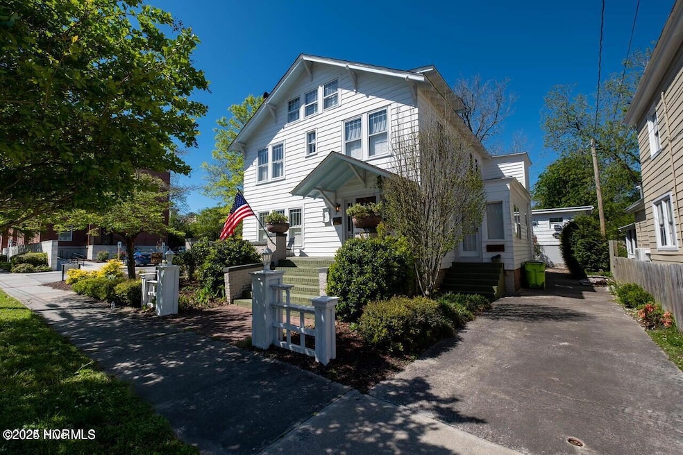 For Rent $1,250/month