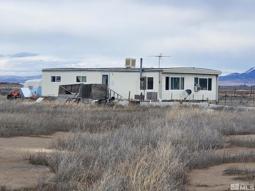 6375 Paradise Ranchos Dr, Winnemucca, NV 89445 - photo 1