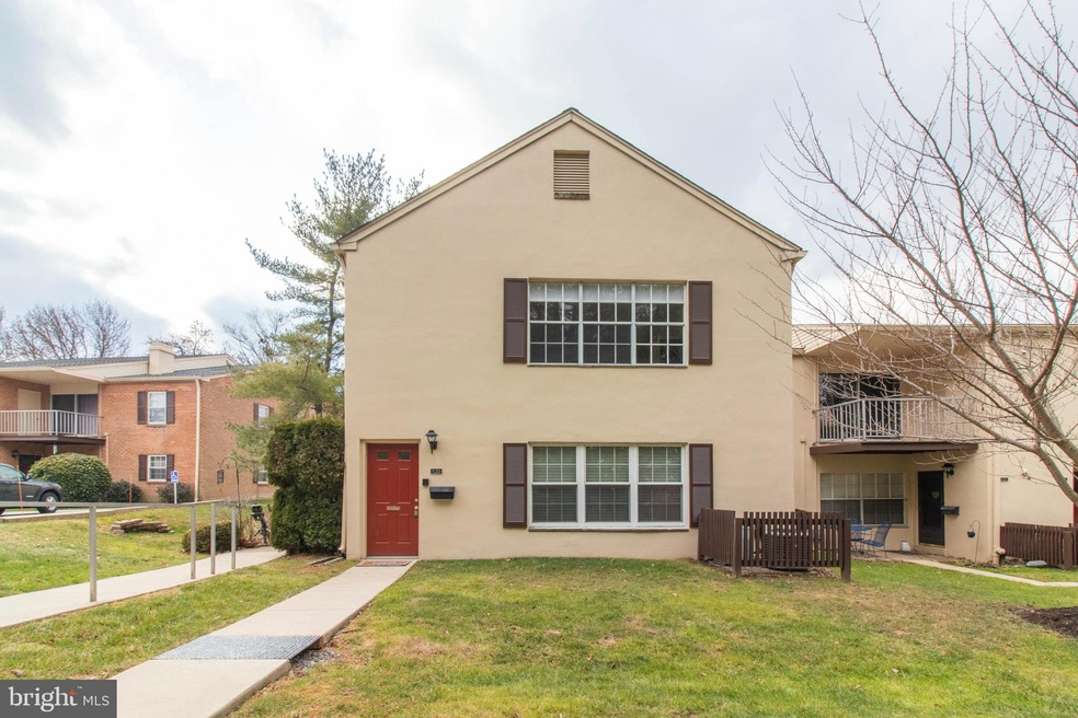 520 Old Forge Crossing, Wayne, PA 19087 - photo 1