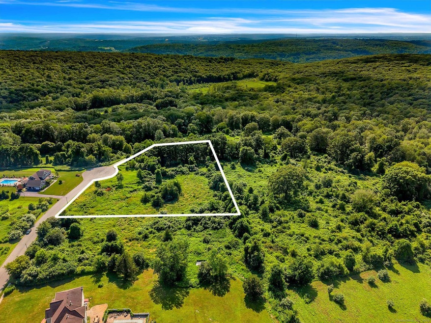 33 Farm View Dr, Norwich, CT 06360 - photo 1