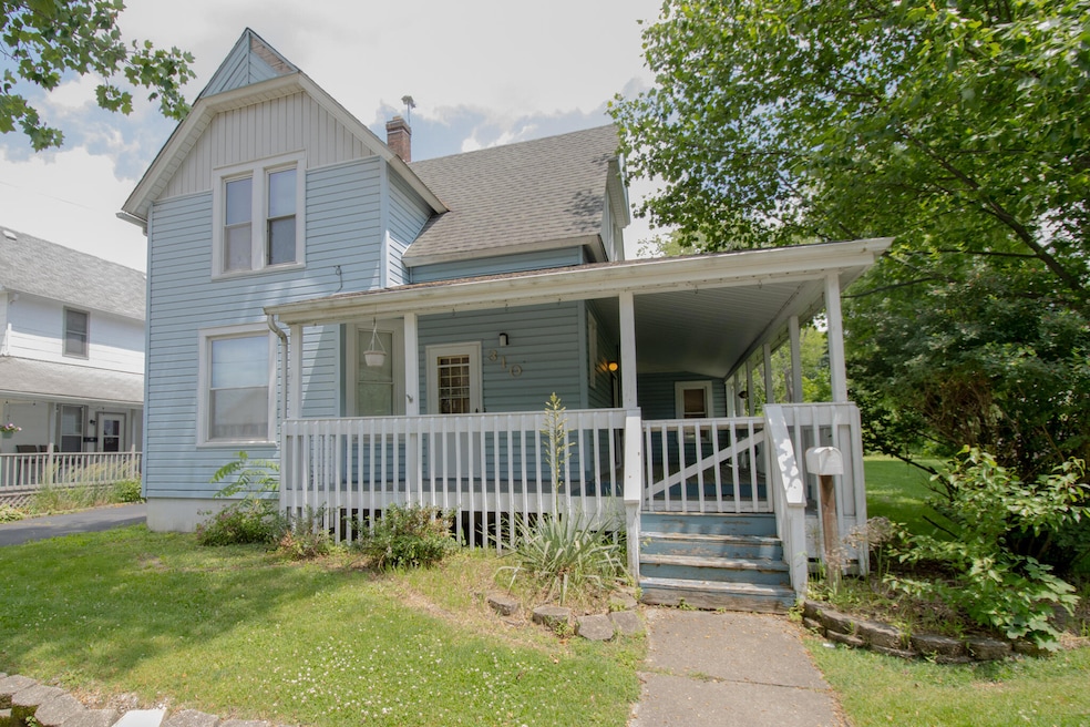 Sold $230,000 • Co-Listing Agent