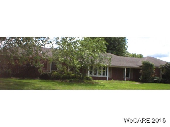 3195 Tawa Dr, Lima, OH 45806 - photo 1