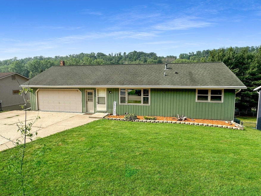 2332 Bush St, Red Wing, MN 55066 - photo 1