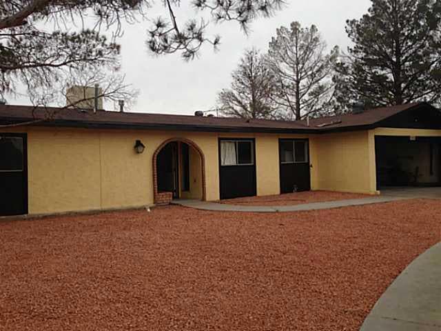 15352 Werling Ct, Horizon City, TX 79928 - photo 1