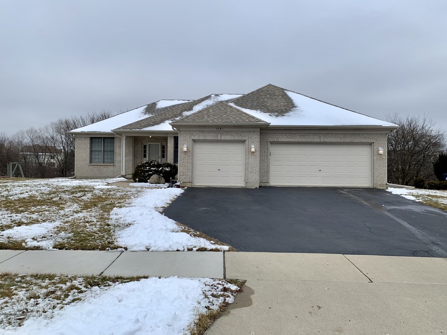 1531 Southridge Trail, Algonquin, IL 60102 - photo 1