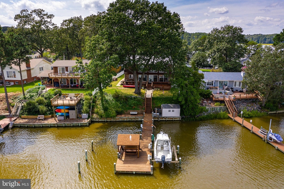 272 Sea Horse Dr, Colonial Beach, VA 22443 - photo 1