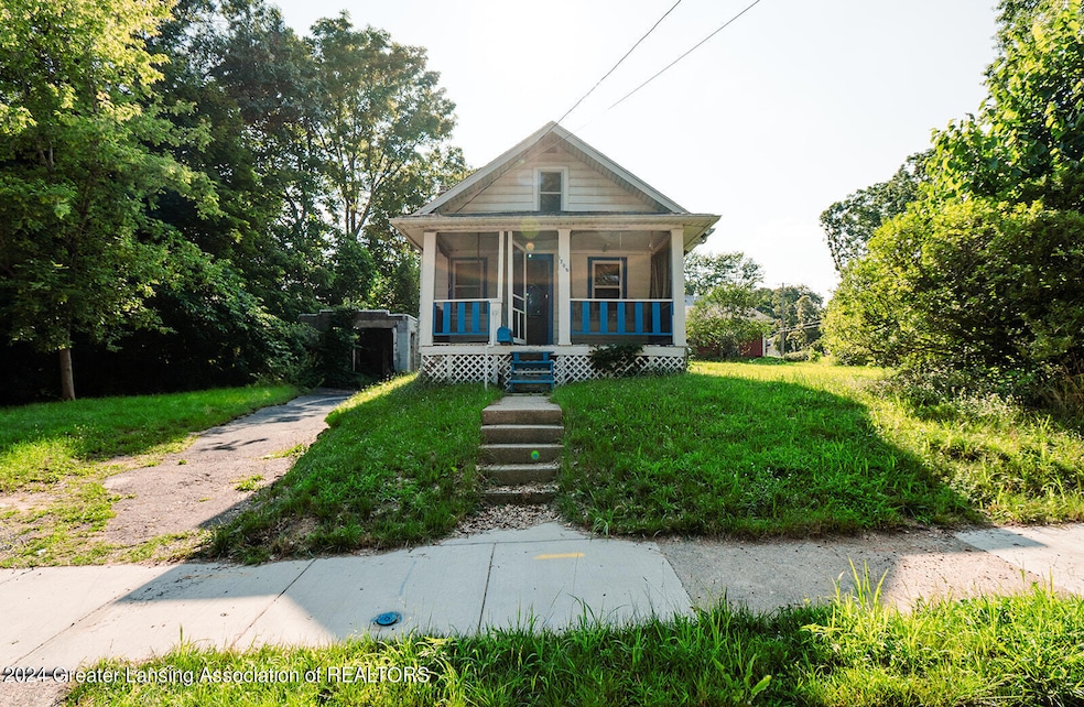 1208 Lathrop St, Lansing, MI 48912 - photo 1