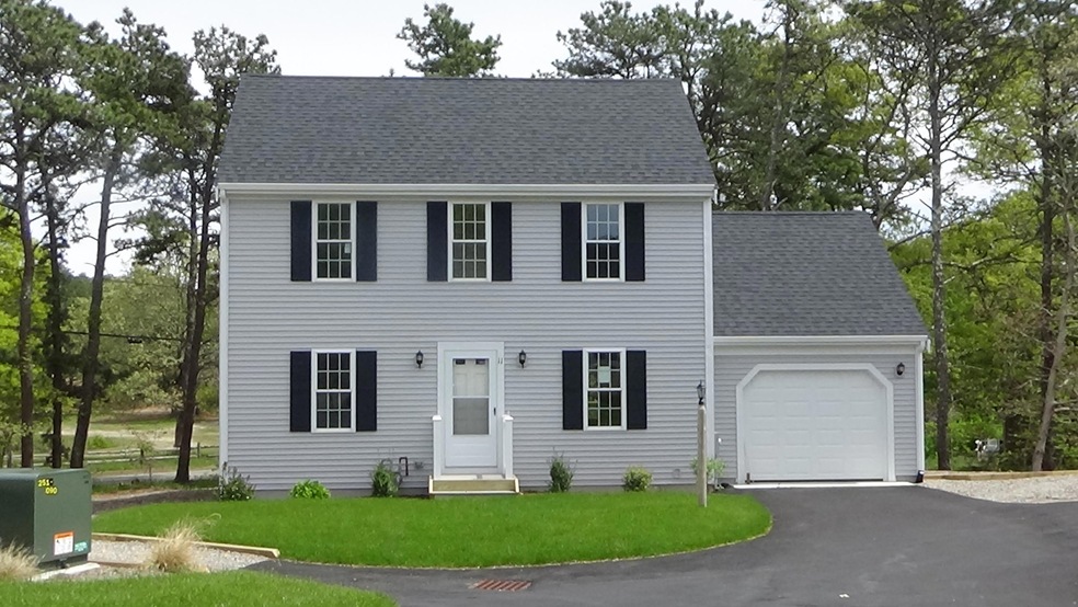 549 Center St unit 11, Dennis Port, MA 02639 - photo 1