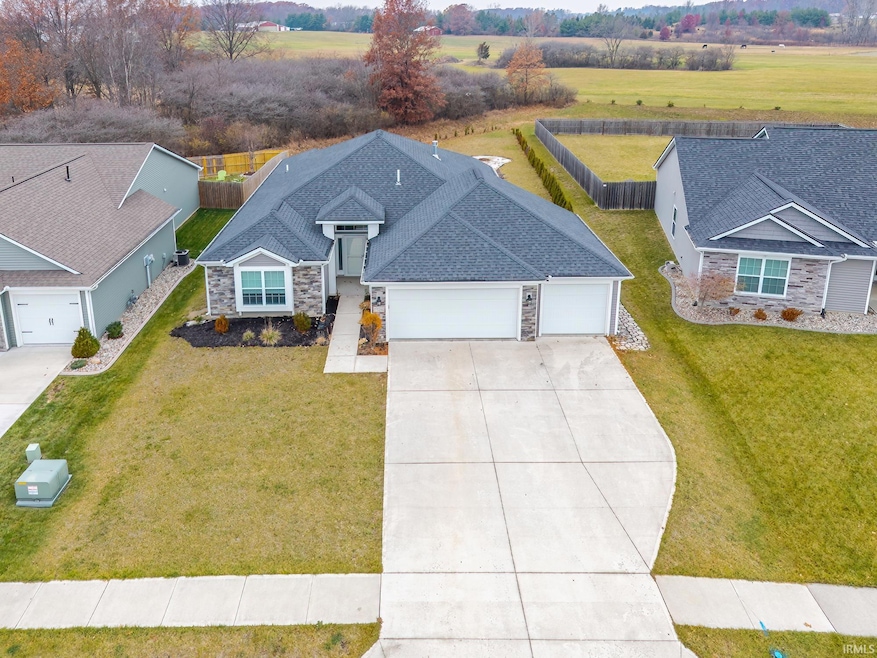 7526 Macbeth Passage, Fort Wayne, IN 46818 - photo 1