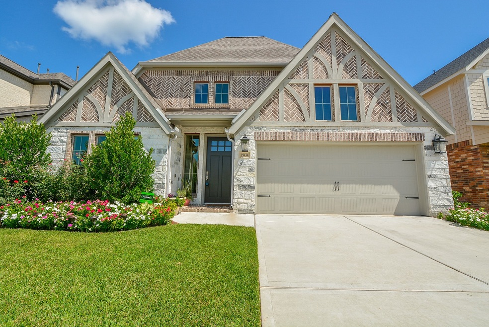 19434 Canter Field Ct, Tomball, TX 77377 - photo 1