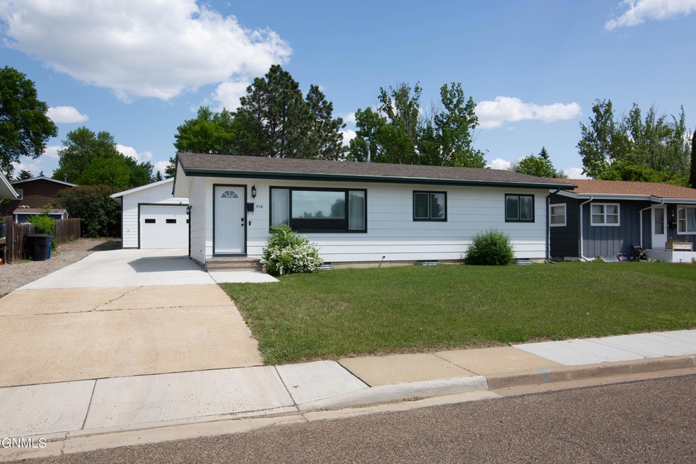 Pending $295,000