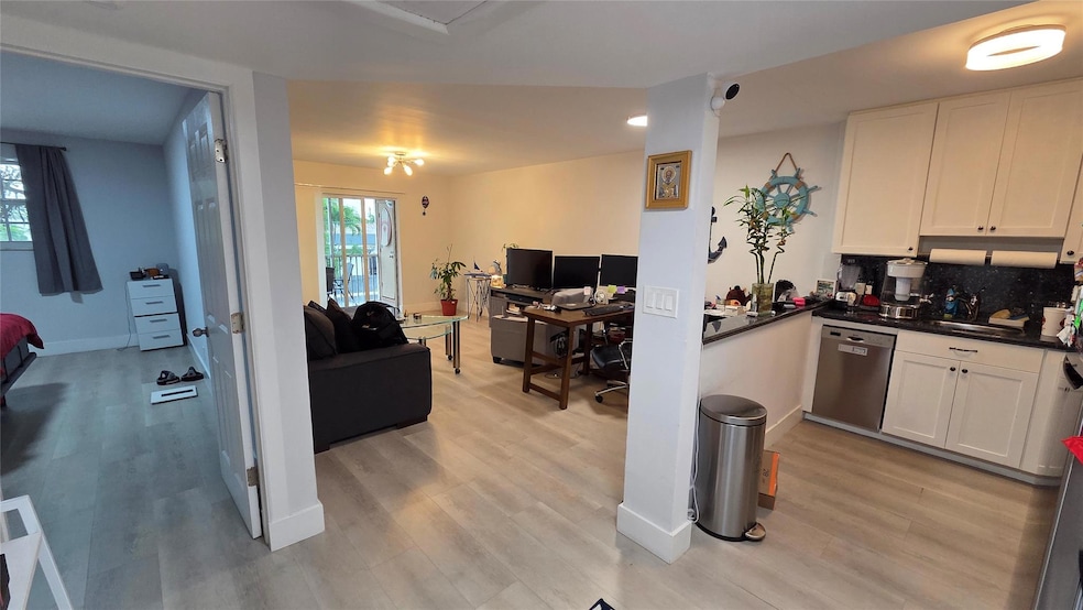 101 E Mcnab Rd unit 224, Pompano Beach, FL 33060 - photo 1