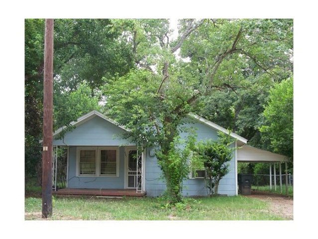 607 Burk St, Nacogdoches, TX 75964 - photo 1