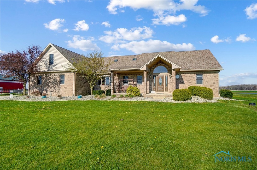 19461 Pemberville Rd, Pemberville, OH 43450 - photo 1