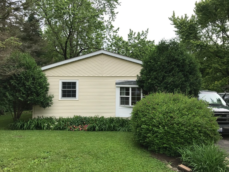 68 Austin Ave, Carpentersville, IL 60110 - photo 1