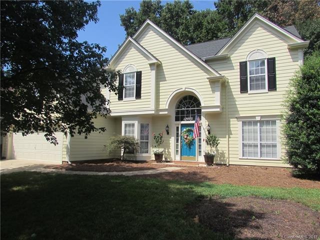 12013 Moonshadow Ln, Huntersville, NC 28078 - photo 1
