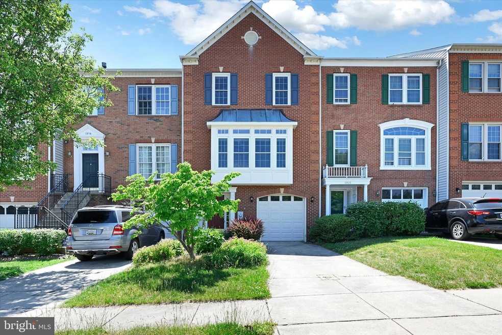 5904 Fox Glen Ct, Elkridge, MD 21075 - photo 1