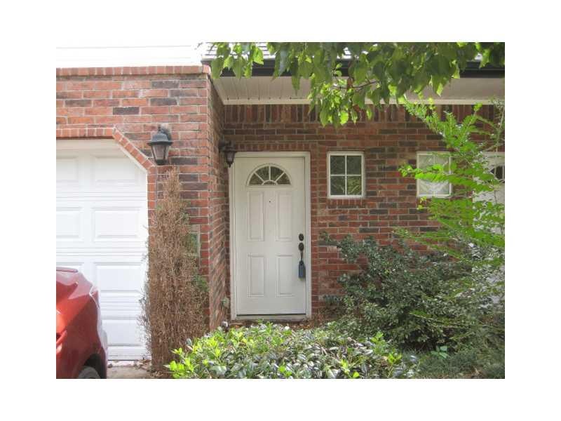908 S Wood Ave unit 4, Fayetteville, AR 72701 - photo 1