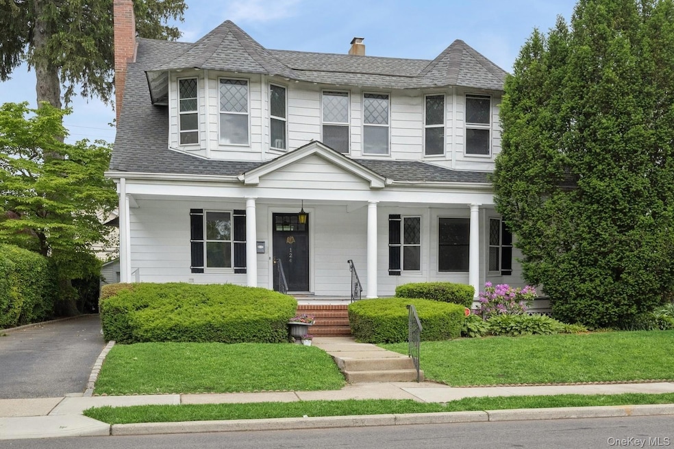 Sold $1,260,000 • Co-Listing Agent