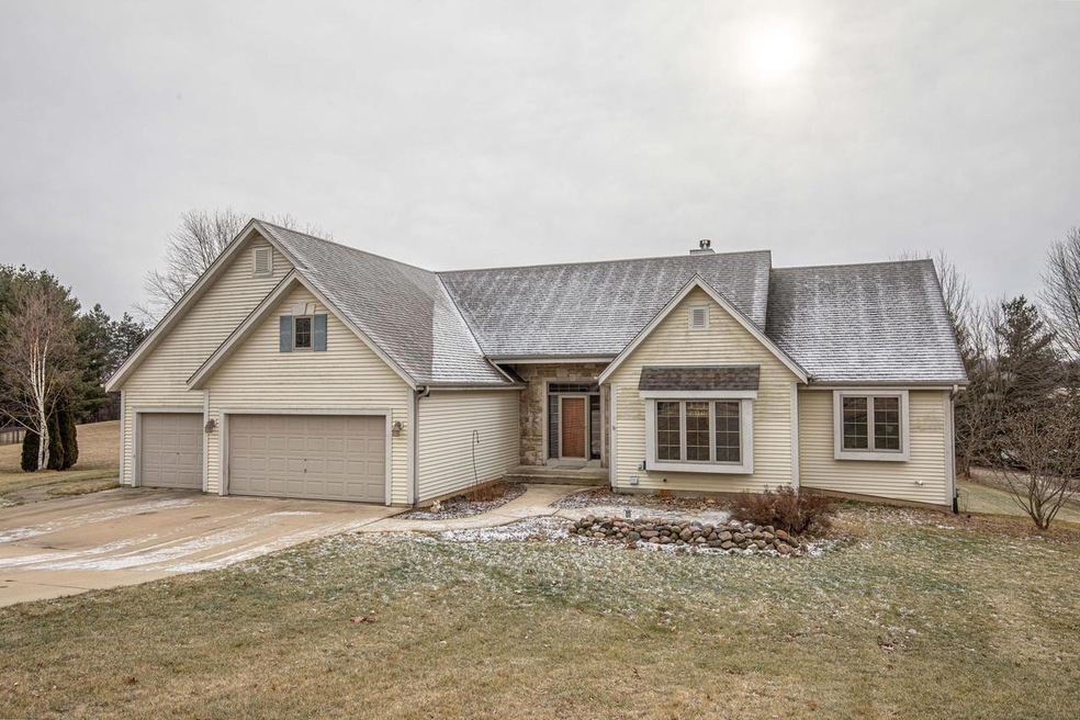 Front of home Winnebago Way