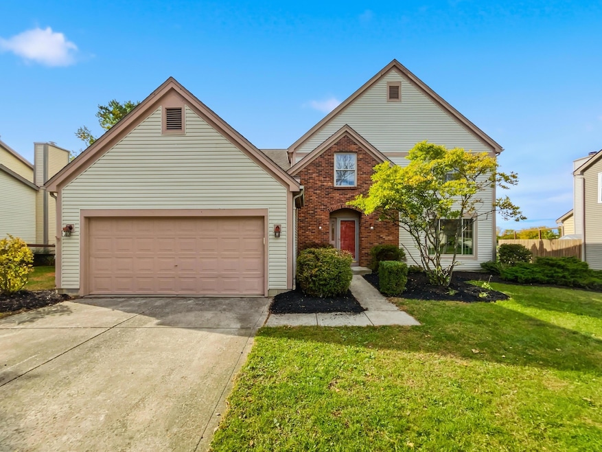 4517 Clayburn Dr W, Grove City, OH 43123 - photo 1