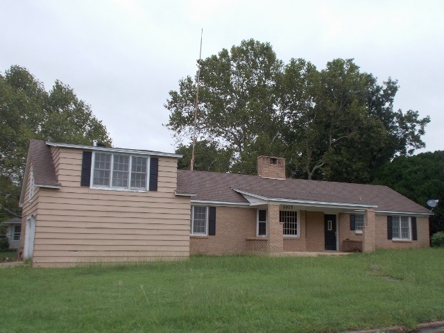1017 W Jones Ave, Duncan, OK 73533 - photo 1