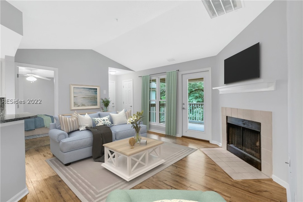 Living Room (virtually staged)