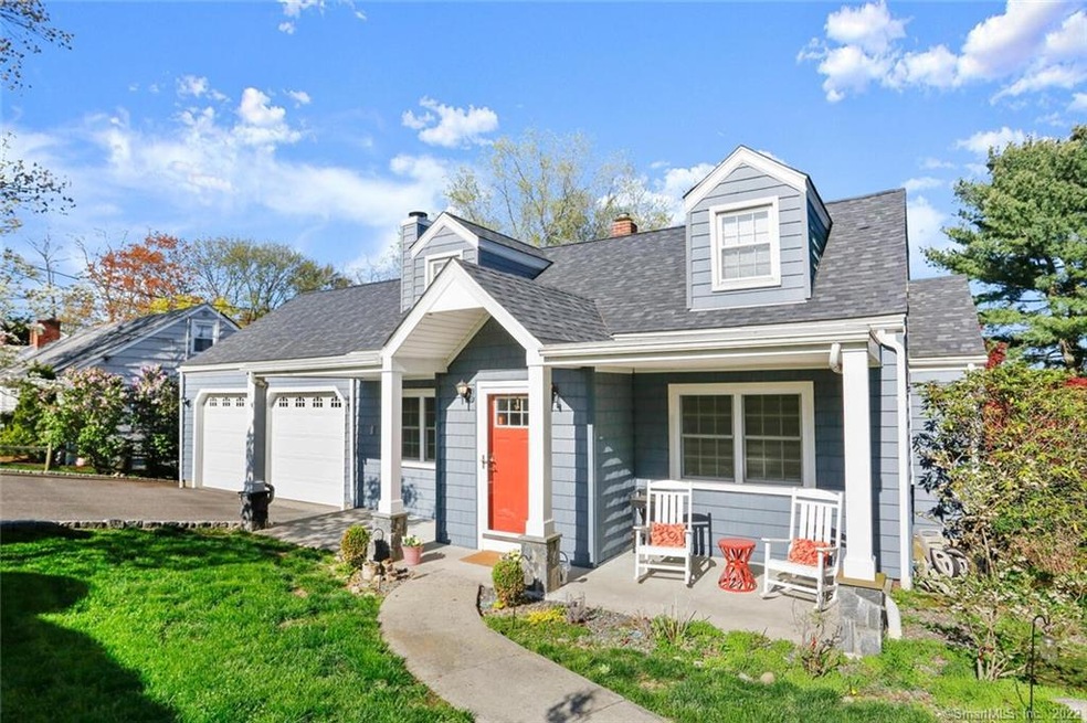 203 Burroughs Rd, Fairfield, CT 06824 - photo 1