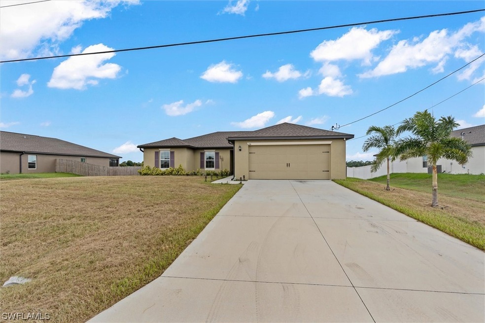 246 Loadstar St, Fort Myers, FL 33913 - photo 1