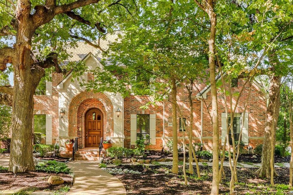 absolutely gorgeous, almost .5 acre lot
