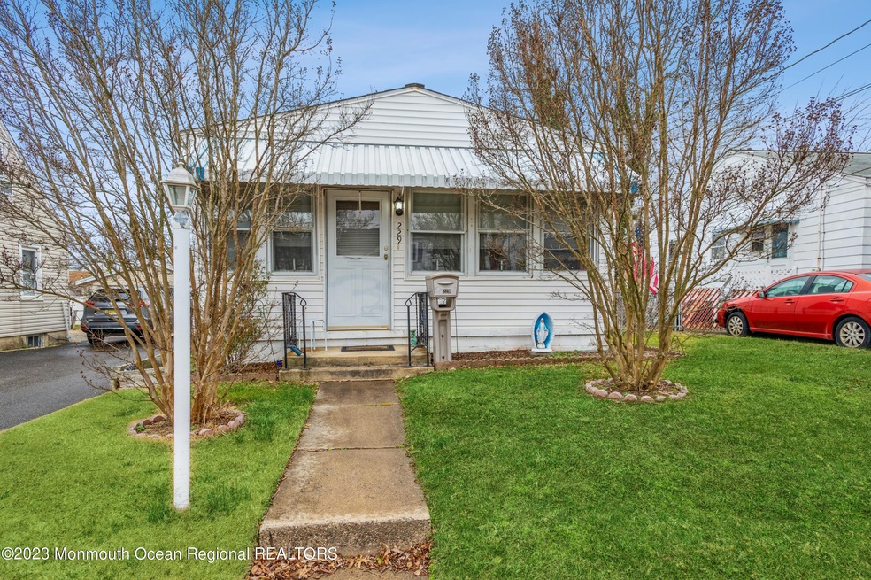 229 Churchill Ave, Trenton, NJ 08610 - photo 1