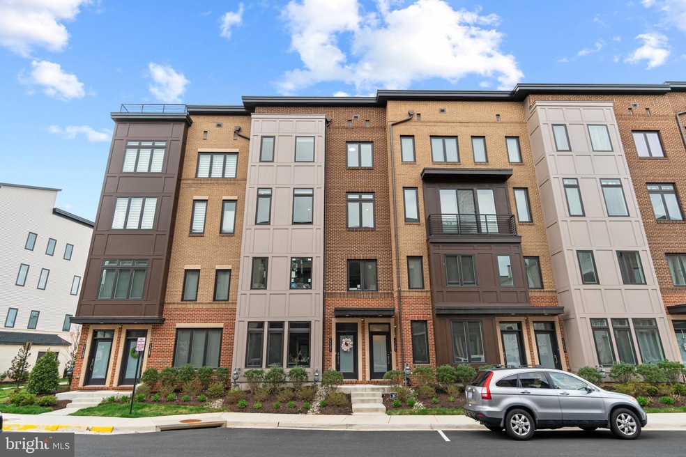 23583 Waterford Downs Terrace, Ashburn, VA 20148 - photo 1