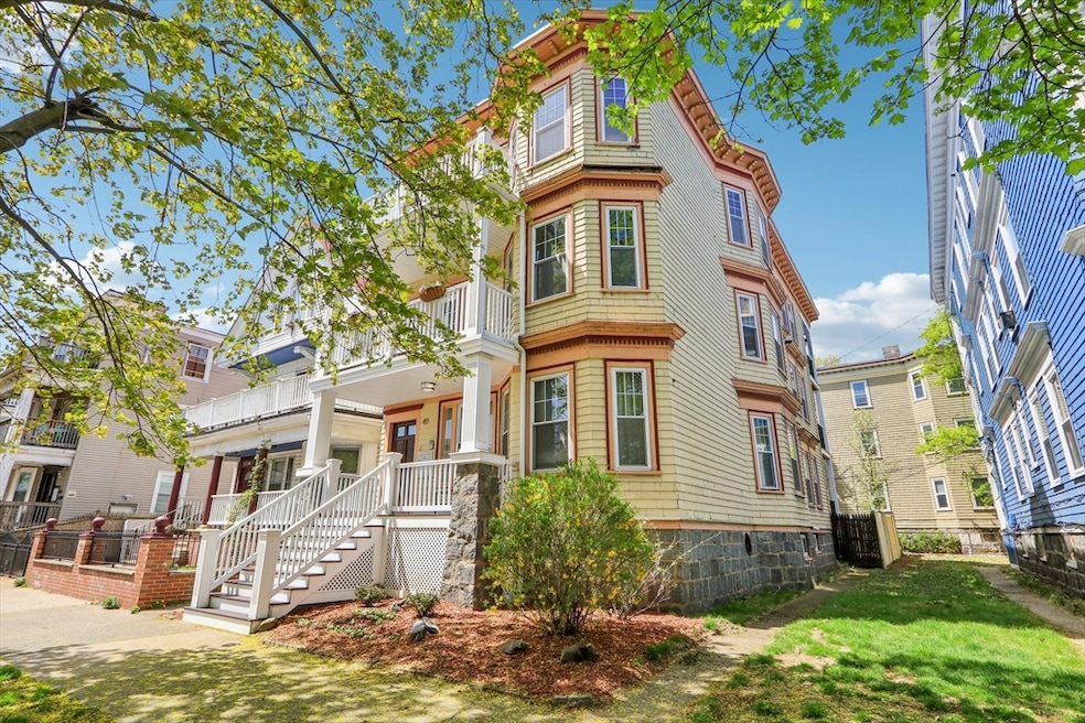 Sold $622,000 • Co-Listing Agent