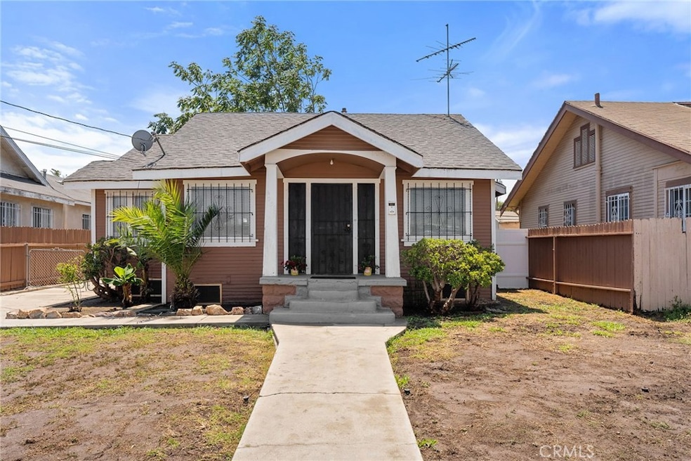 1036 W 107th St, Los Angeles, CA 90044 - photo 1