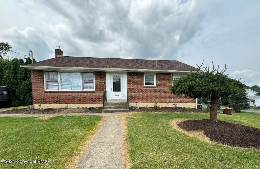 3010 S 5th Ave, Whitehall, PA 18052 - photo 1