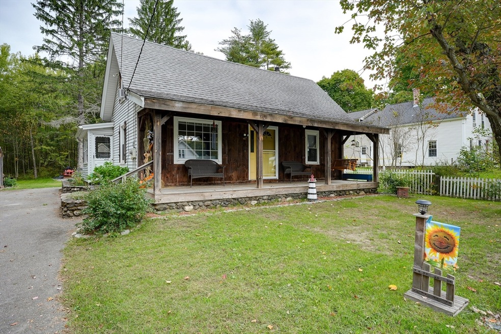94 Packard St, Lancaster, MA 01523 - photo 1