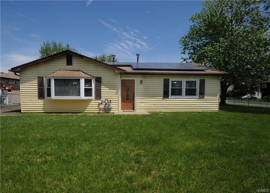 45 Picariello Dr, Haverstraw, NY 10927 - photo 1