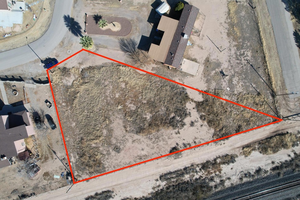 11541 Valle Rojo Dr, Socorro, TX 79927 - photo 1