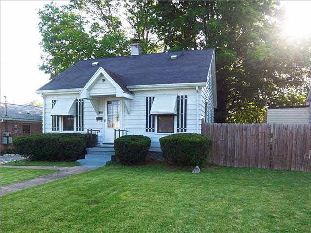 Welcome to 2454 N Kentucky Ave...This 2 Bedroom, 1