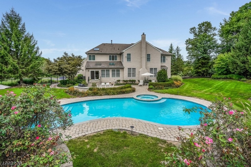 4 Christie Way, Branchburg, NJ 08853 - photo 1