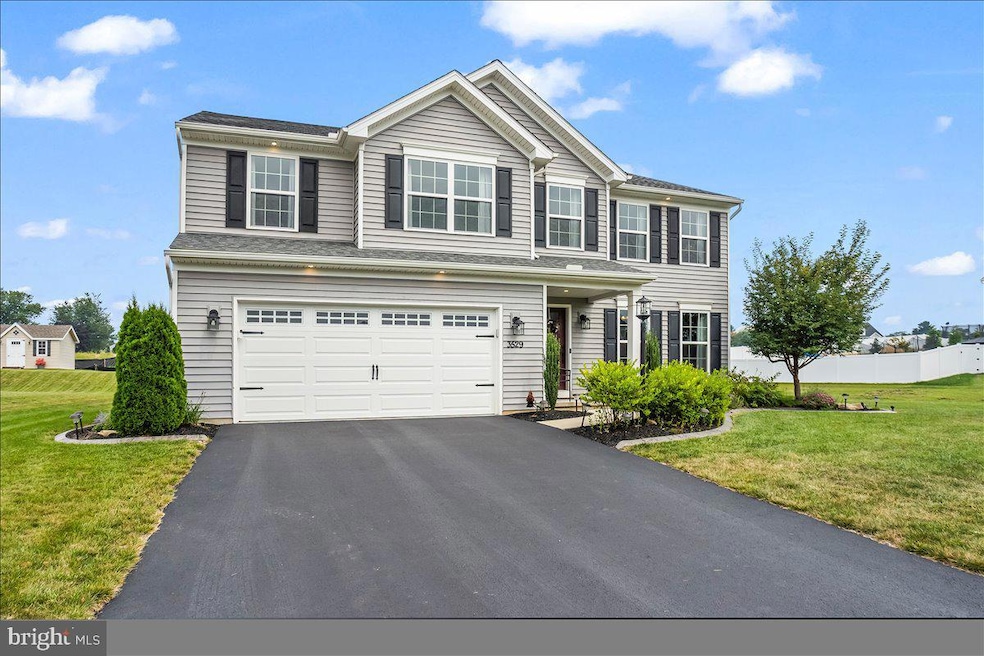 3529 Fox Pointe Ln, York, PA 17404 - photo 1