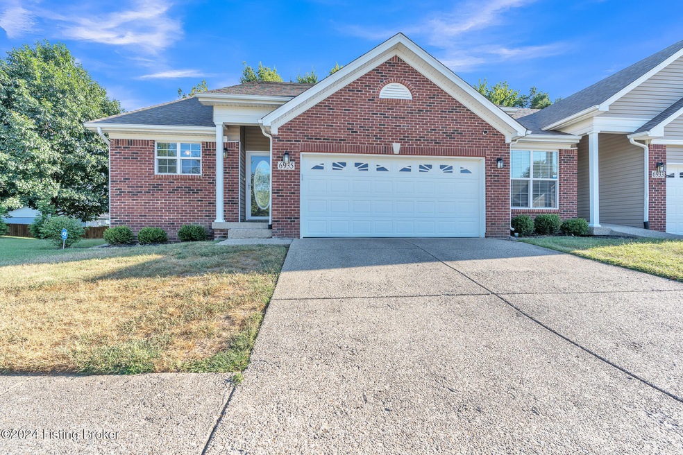 6935 Arbor Manor Way unit 106, Louisville, KY 40228 - photo 1