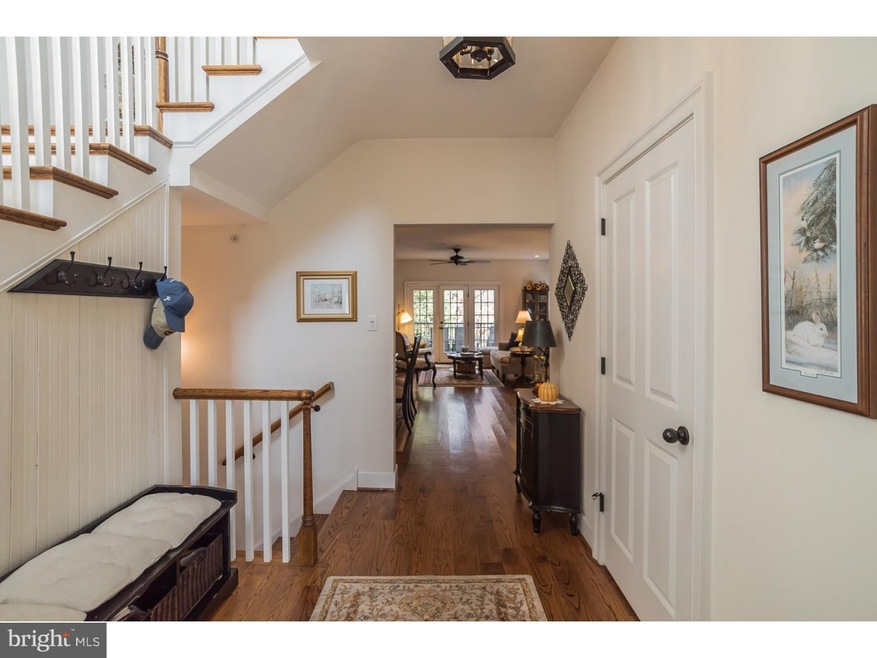 213 Phillips Mill Ln unit 213, Newark, DE 19711 - photo 1